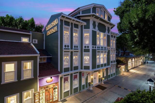 Hagia Sofia Mansions Istanbul, Curio Collection by Hilton