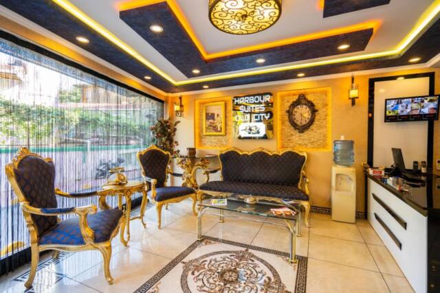 Harbour Suites Old City