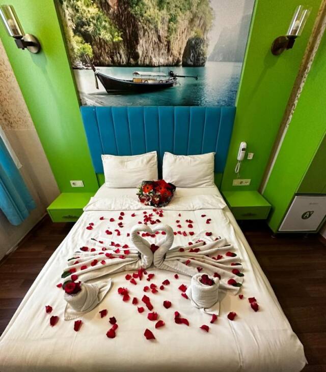 Hotel Megaron