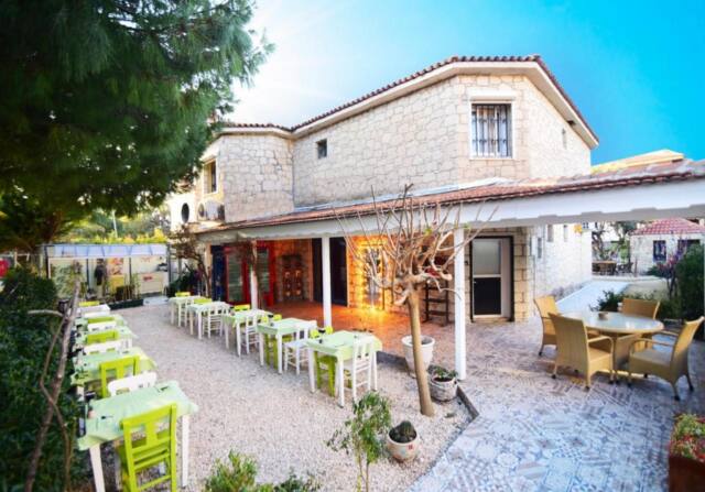 Kekik Alaçatı Otel Mayko