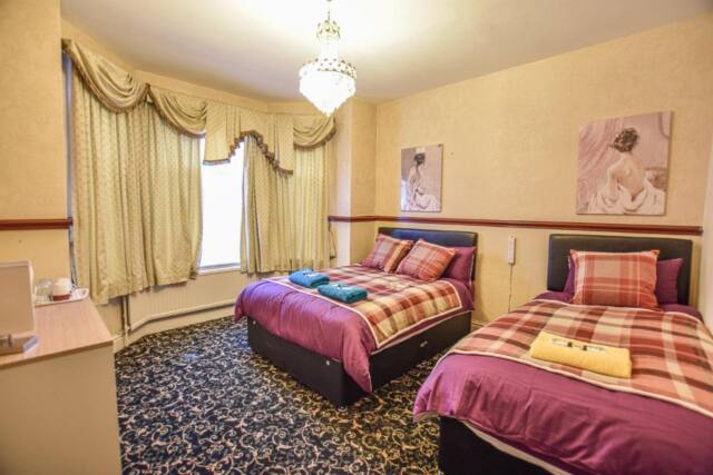 Kensington Guest House