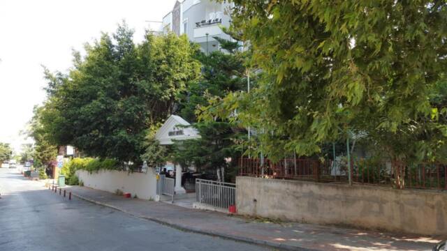 Kleopatra Neray Hotel