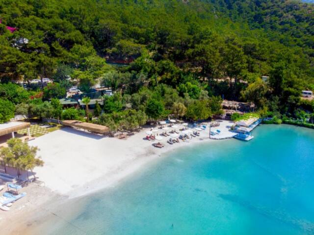 Lagoon Boutique Hotel