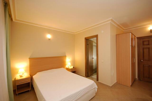Maki Hotel