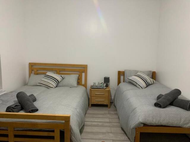 Maz’s modern guesthouse
