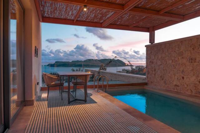 Mekvin Suites & Villas Adults Only