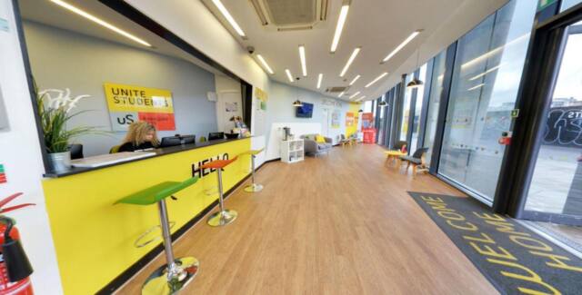 Modern Student-Only Ensuite Rooms in Central Manchester