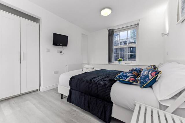 News Hotel Charlotte&Tottenham Rooms&Flats by DC London Rooms