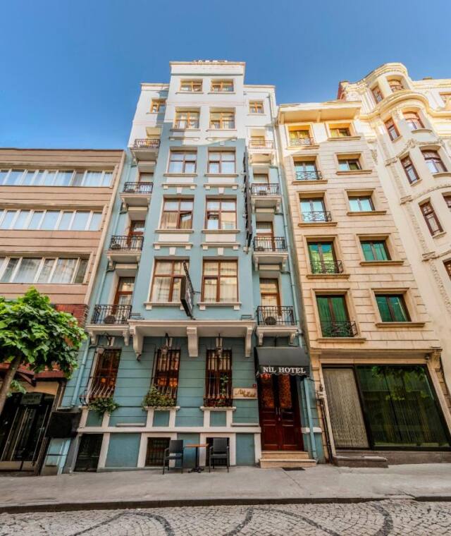 Nil Hotel