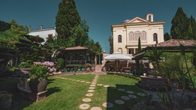 Nisi Hotel