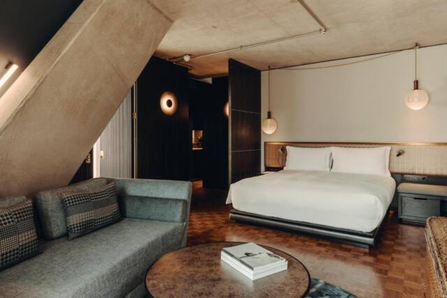 Aethos Room