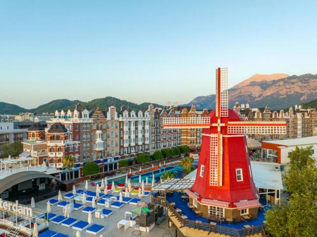 Orange County Kemer – Adult Only