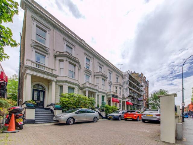 OYO Grantly Hotel, London Shepherd’s Bush