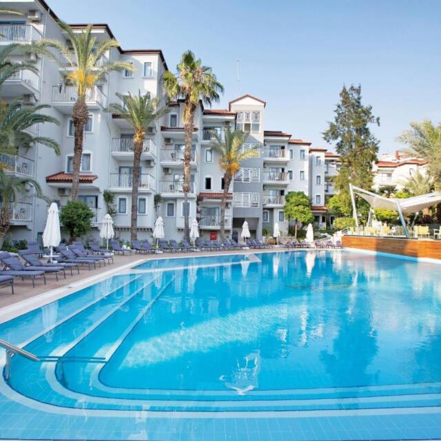 Paloma Marina Suites – Adult Only