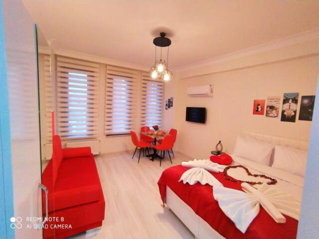 Pera Colour House