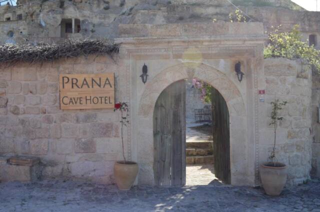 Prana Cave Hotel
