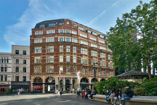 Radisson Blu Edwardian Hampshire Hotel, London