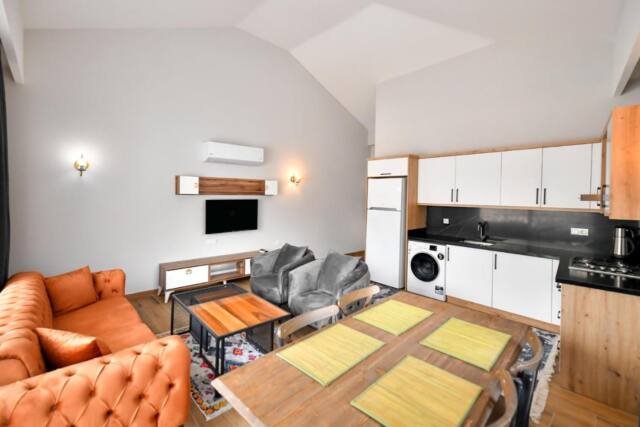 Red Moon Suites
