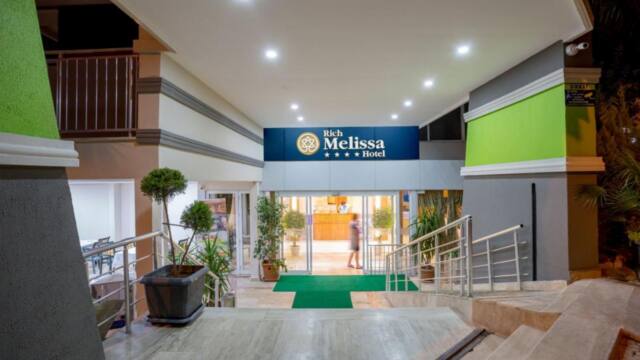 Rich Melissa Hotel