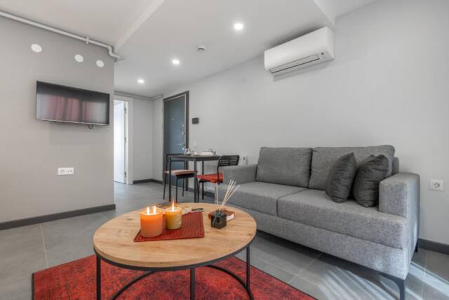 Rose Residence – Cozy Apartments Near The Beach
