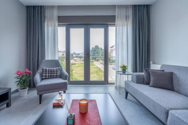 Rose Residence – Trendy Apartments Near The Beach