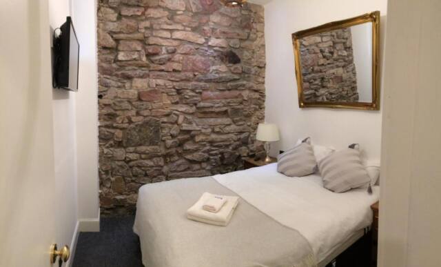 Royal Mile Aparthotel