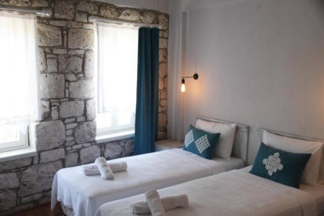 Seniçe Otel