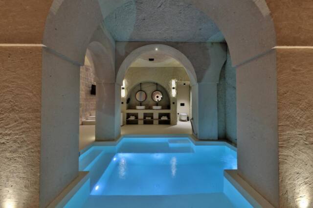 Simurg Cave House