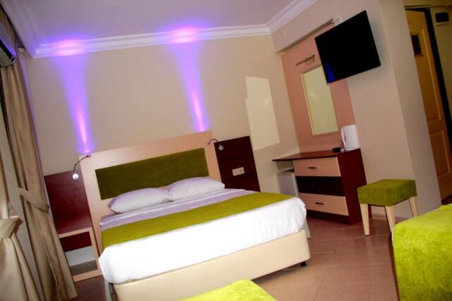 Smartline Lion Hotel