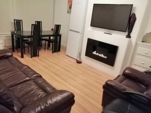 Spacious Room near Manchester City Centre