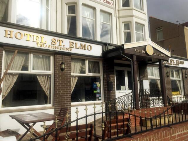 St Elmo