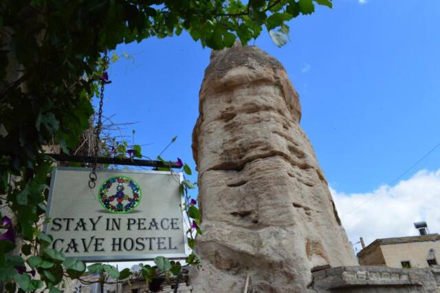 Stay In Peace Cave Hostel