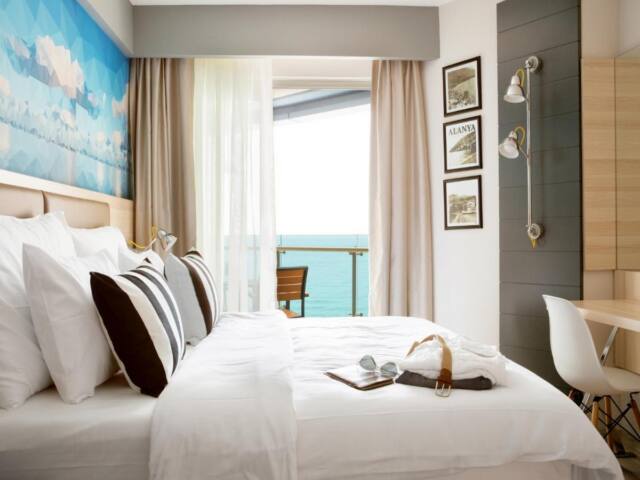 Sunprime C-Lounge – Adult Only