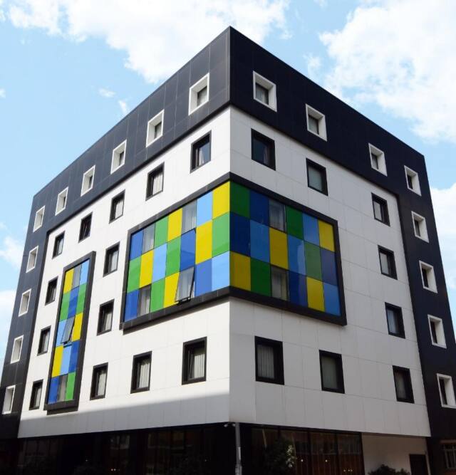 Tempo Fair Suites
