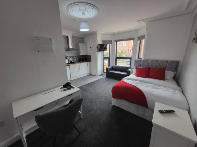 The Fishpond – Premier Nottingham Studios
