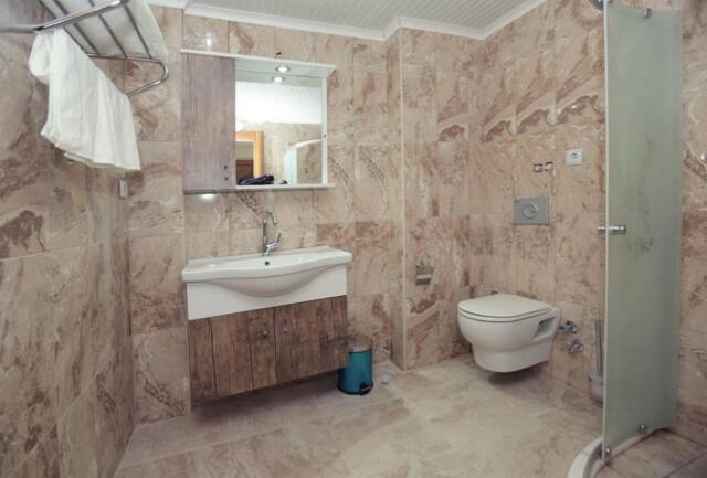 TRB BERCESTE APART Hotel