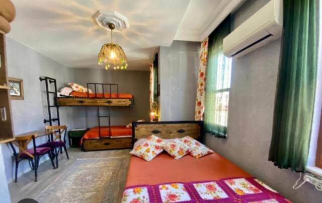 Velespit Hotel