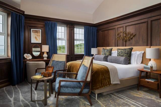 White Horse Hotel by Greene King Inns