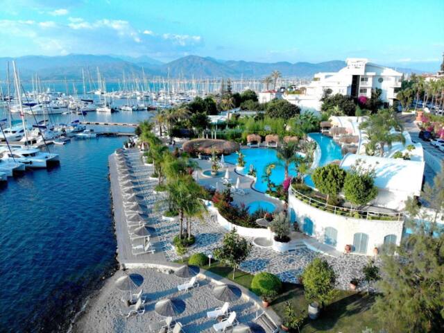 Yacht Classic Hotel – Boutique Class