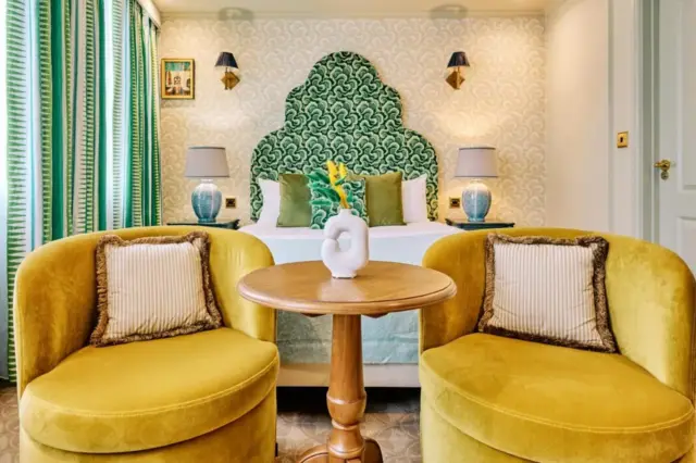 King Room