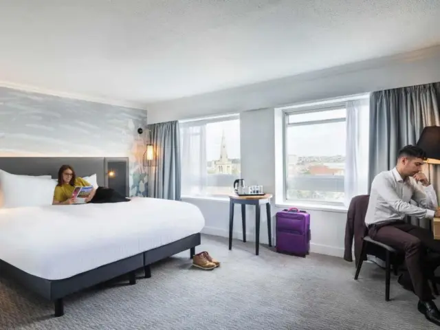 Privilege King Room with Panoramic City View