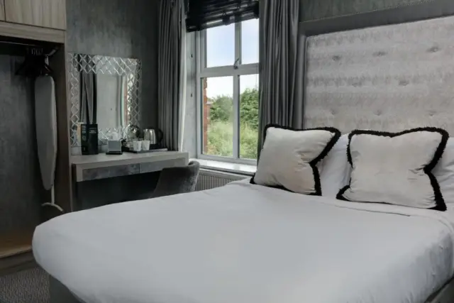 Standard Double Room - Non-Smoking