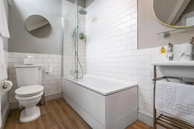 Deluxe Double Room with Bath