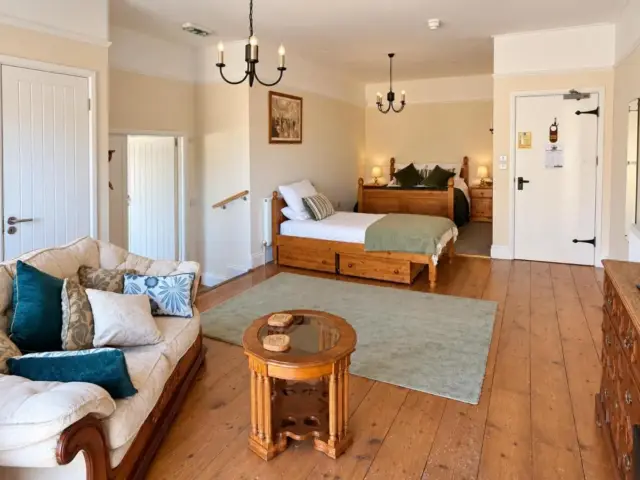 Deluxe Triple Room