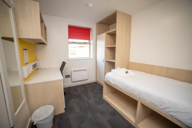 Tek Kişilik Oda - En-Suite Banyolu