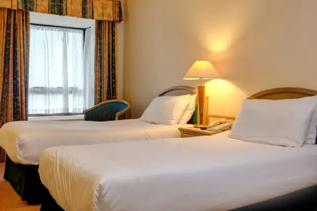 Standard Twin Room - Non-Smoking