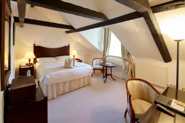 Classic Double Room
