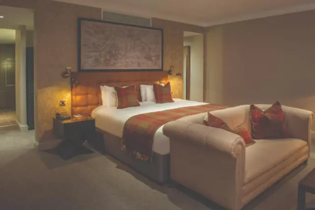 Mansion House Deluxe Suite