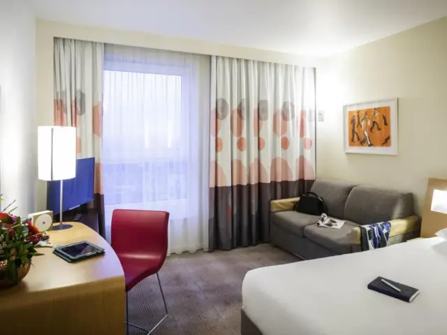 Standard Room - 1 Queen Bed & Sofa Bed