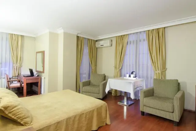 Standart Çift Kişilik Oda